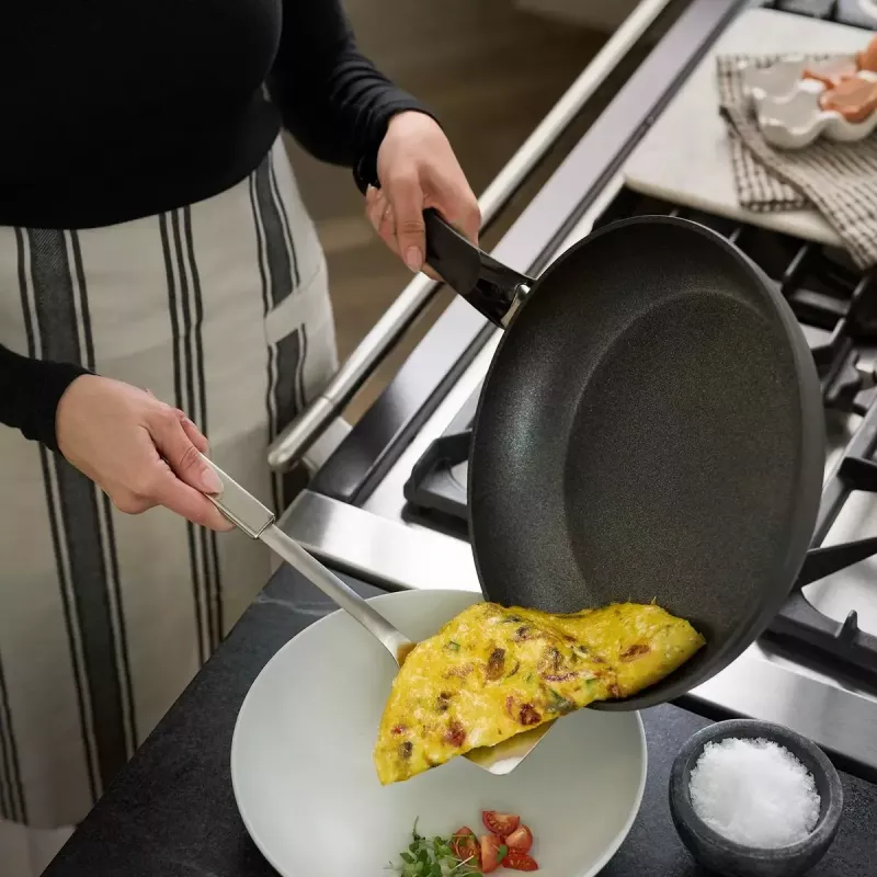 Universaalne pann Fissler Adamant Classic Round 24 cm Must