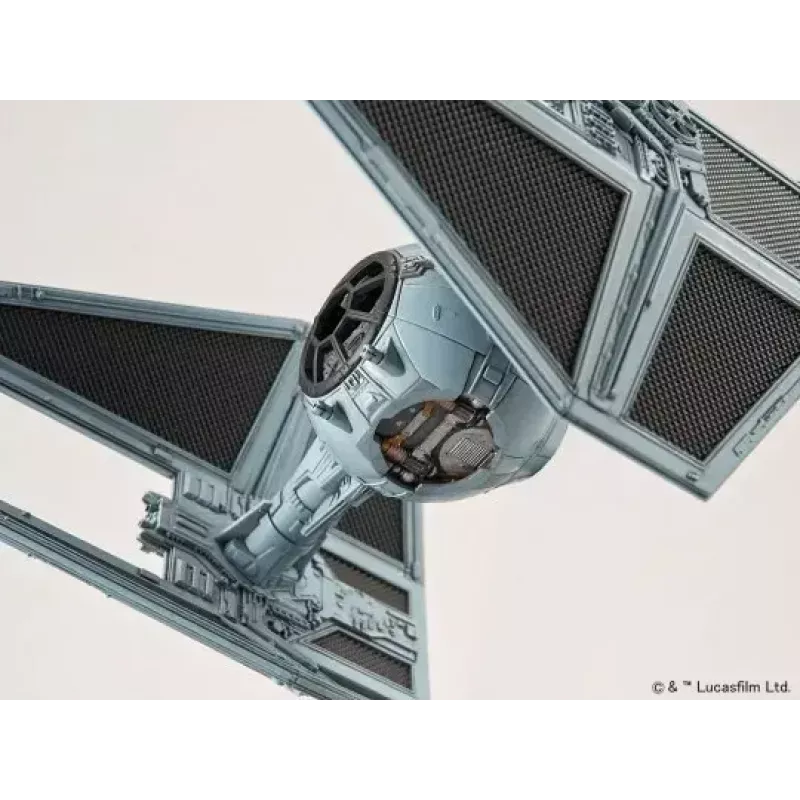 Plastist mudelikomplekt REVELL TIE Interceptor mõõtkavas 1:72 – väljapanekumudeli koostekomplekt