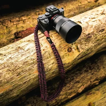 Kaamerarihm Genius C-Rope Traveler digikaamerale, nailon, 140 cm, must/punane