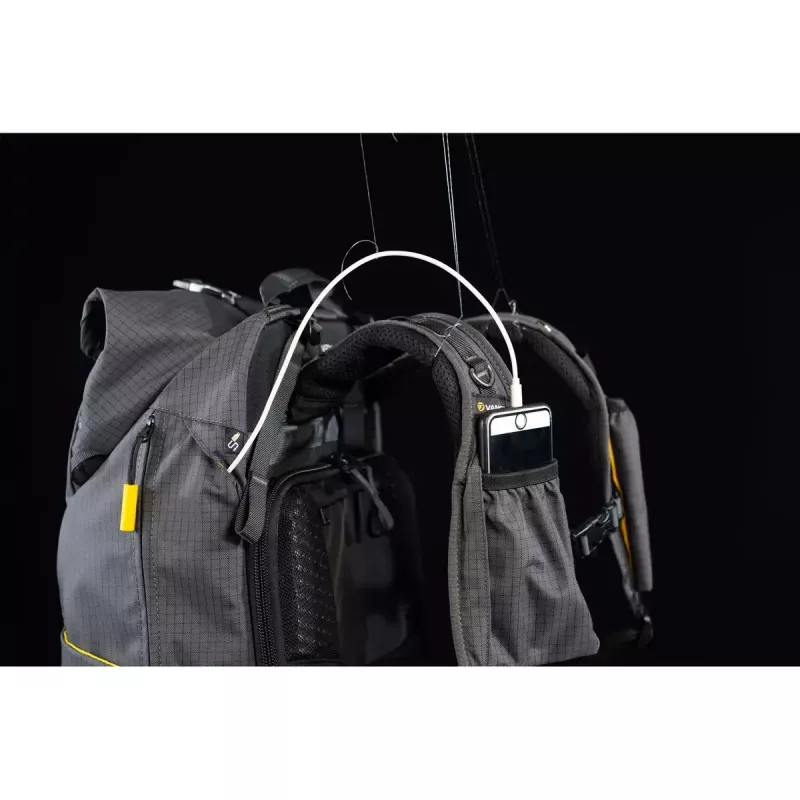 Seljakott Vanguard VEO ACTIVE42M GY hall 13-tollisele sülearvutile 10-tollisele tahvelarvutile