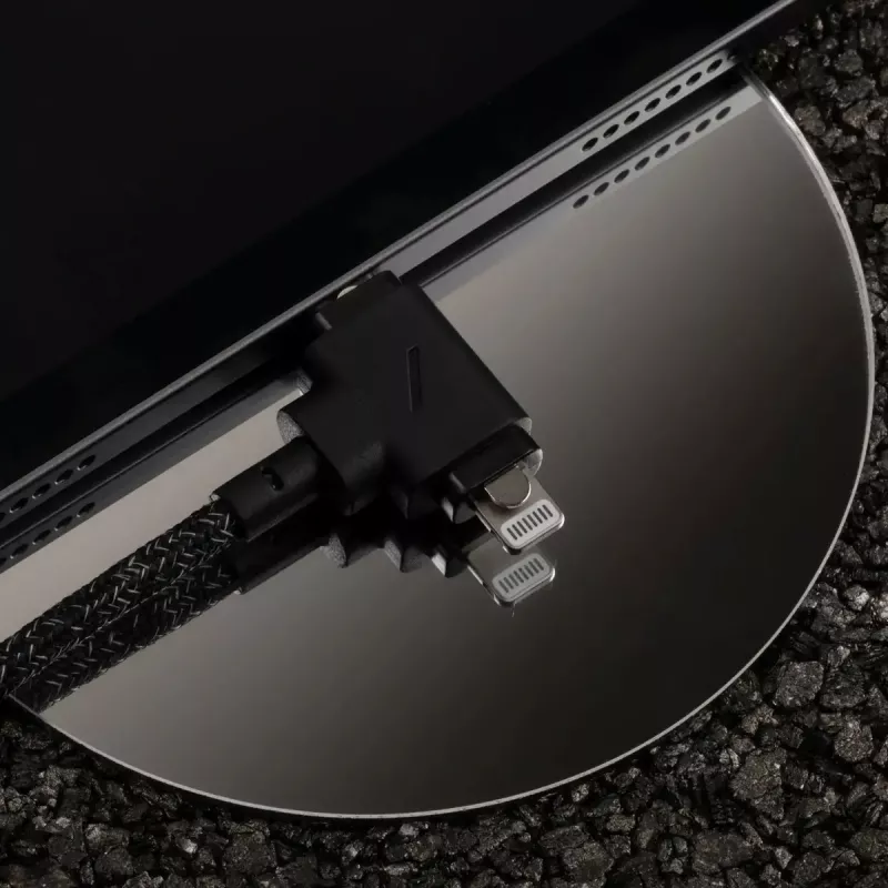 USB-C to USB-C / Lightning kaabel Native Union Belt kaabel Duo, 1.5 m, Roheline