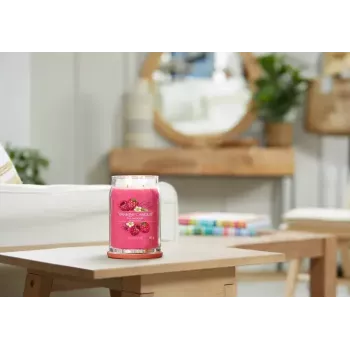 Vahaküünal Yankee Candle Cylinder Raspberry Crimson — Kõrgus 157 mm, Läbimõõt 93 mm, Kaal 567 g, 1 tk