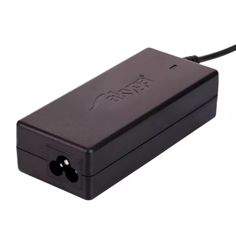 Sülearvuti laadija Akyga AK-ND-85, siseruumides kasutatav vahelduvvooluadapter sisendiga 100–250 V, väljund 12 V 5 A, kaabel 1,2 m, must