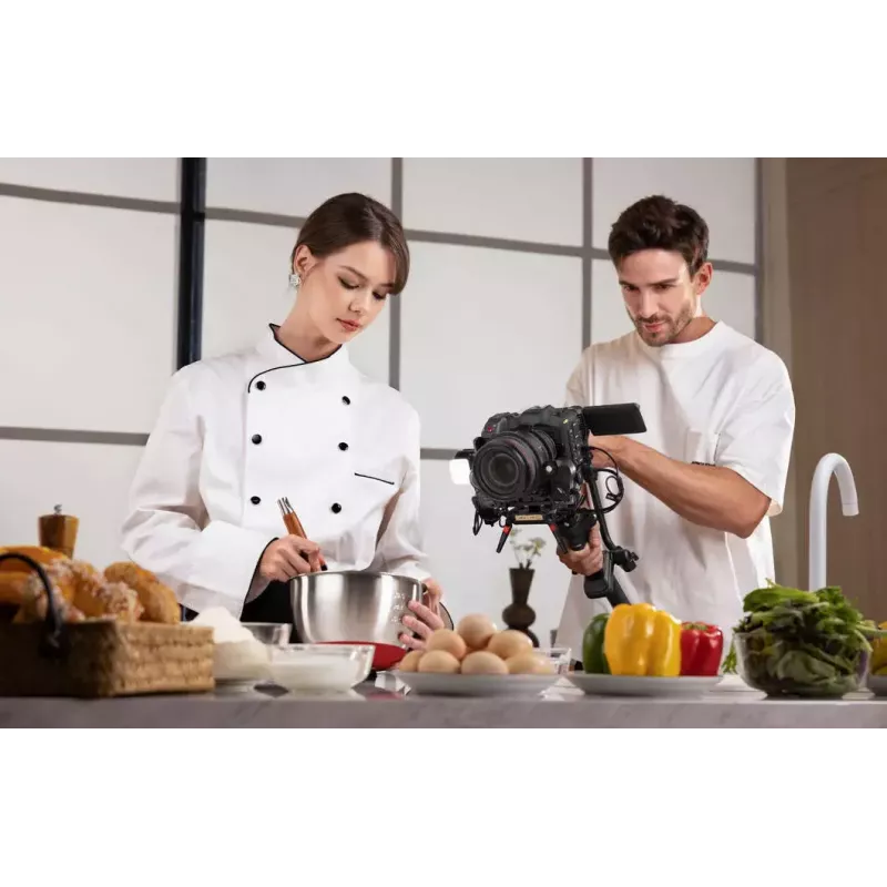 Gimbal Zhiyun Crane 4 3-teljeline stabilisaator kuni 10-tunnise akukestvusega