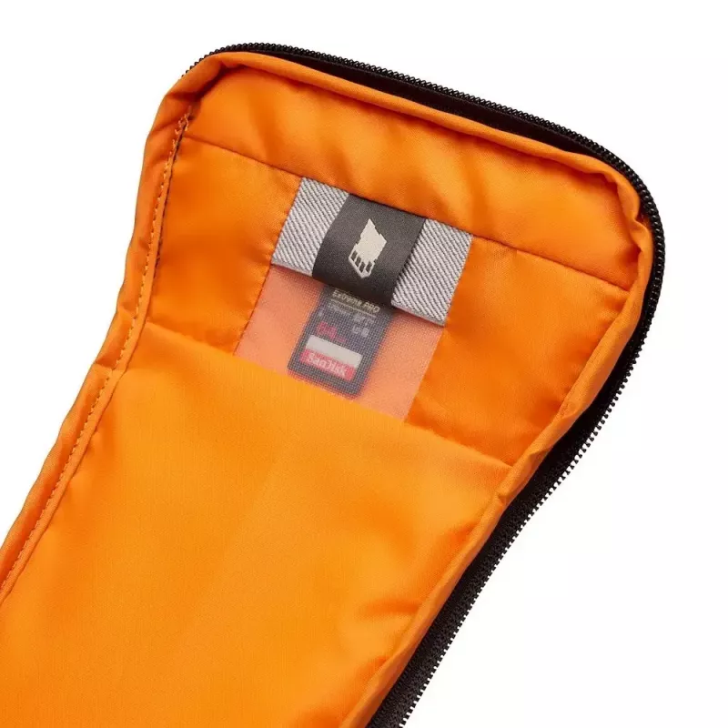 Kompaktne kohver Lowepro GearUp Creator Box M II Must Hall