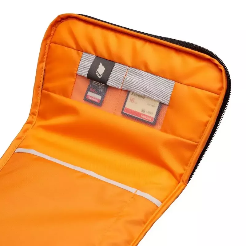 Kompaktne ümbris Lowepro GearUp Creator Box XL II Must Hall