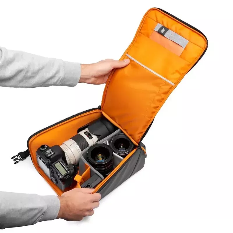 Kompaktne ümbris Lowepro GearUp Creator Box XL II Must Hall