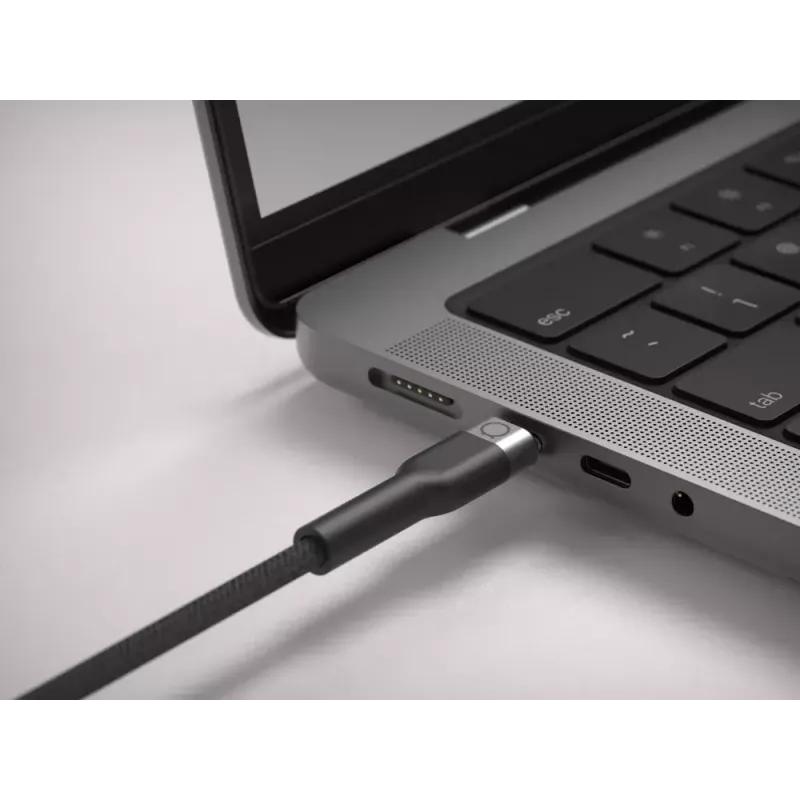 USB-C–Lightning-kaabel LINQ byELEMENTS 2 m MFi sertifikaadiga Must