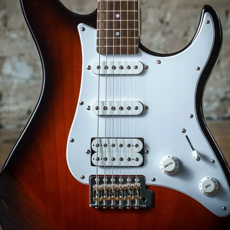 Yamaha Pacifica 112J BL MKII – elektrikitarr