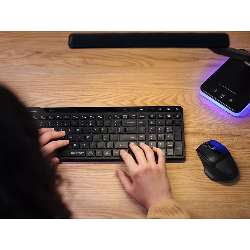 A4Tech Fstyler FBK27C juhtmevaba mehaaniline mänguklaviatuur, must