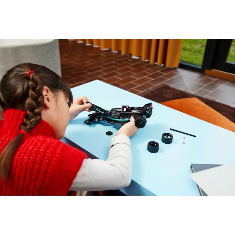 LEGO TECHNIC 42165 Mercedes-AMG F1 W14 E Performance tagasitõmbemootoriga