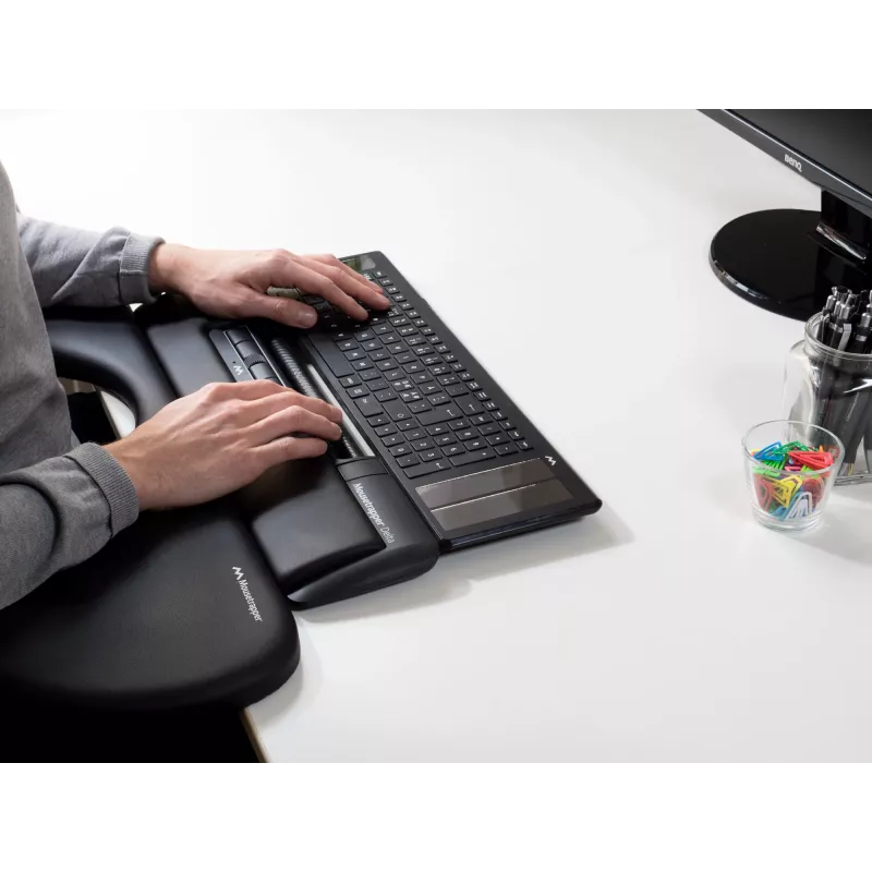 hiirtrapper Type klaviatuur QWERTY Nordic USB-A + Bluetooth, täissuuruses (100%), juhtmega ja juhtmevaba, USB + Bluetooth, must