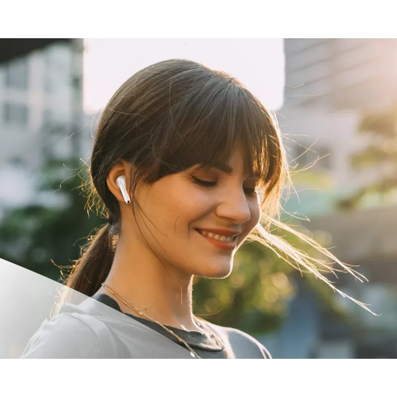 Music Sound Breeze kapslikujulised Bluetooth-kõrvaklapid koos värvilise ümbrisega