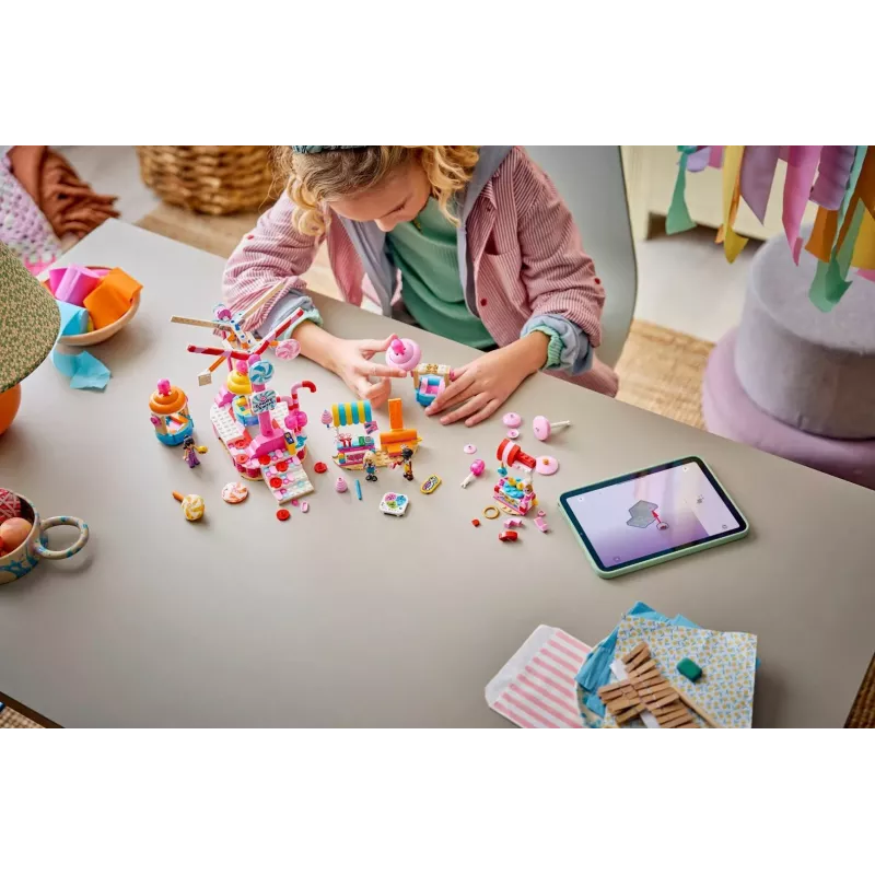 LEGO Friends 42700 Kommide ja koogikeste vaateratas (602 osa)