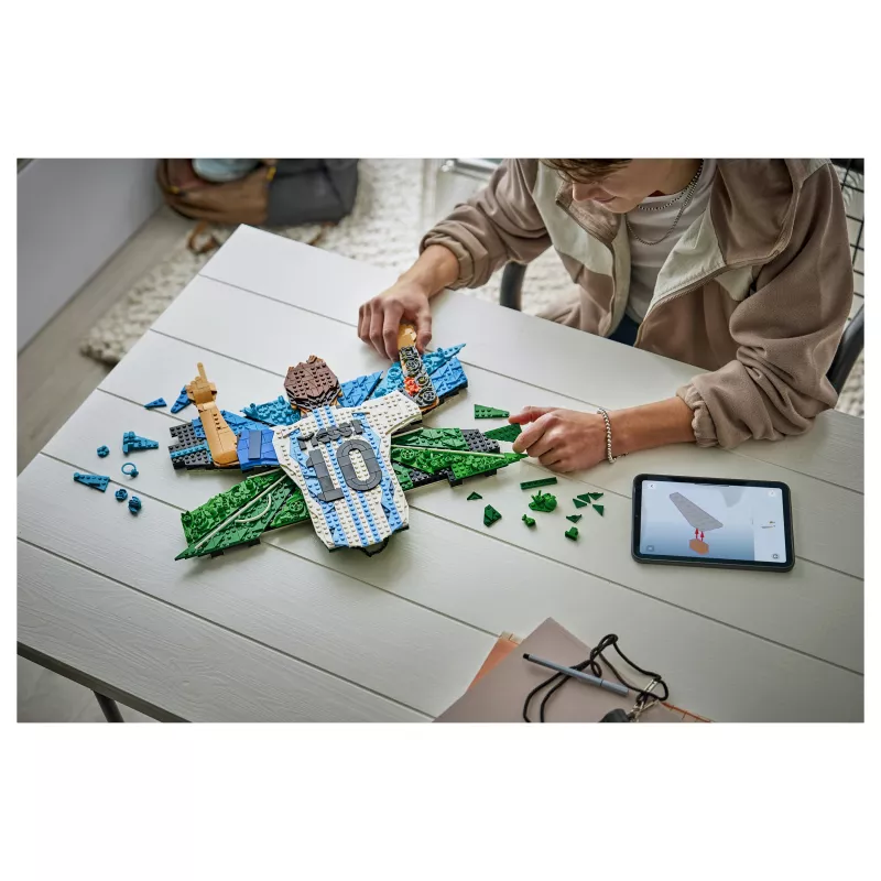 LEGO Editions 43018 Lionel Messi - Celebration (1427 tükki)