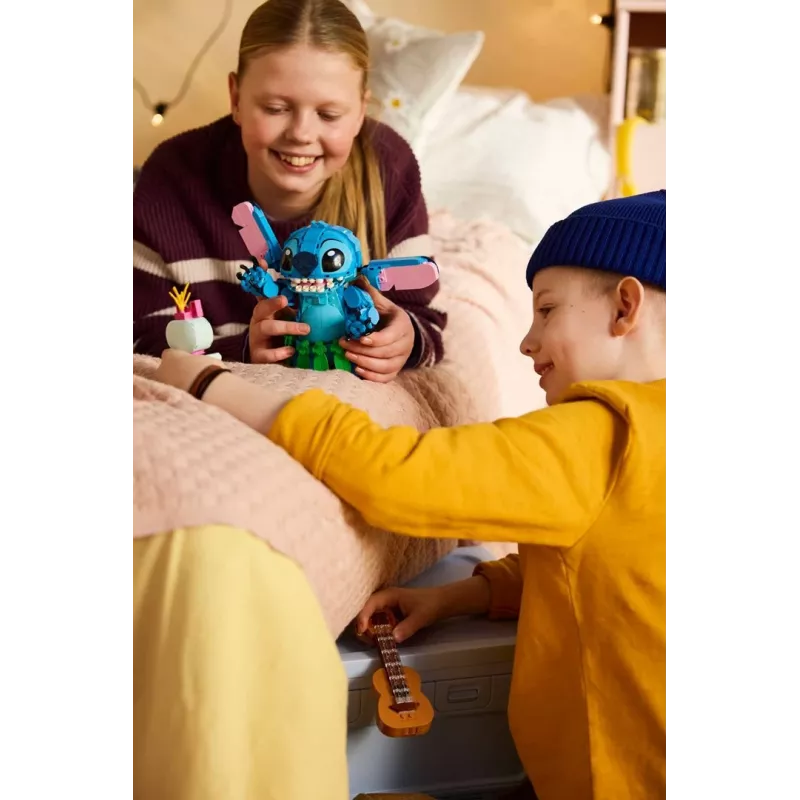 LEGO Disney 43296 Stitch & Scrump ehituskomplekt (713 tükki)