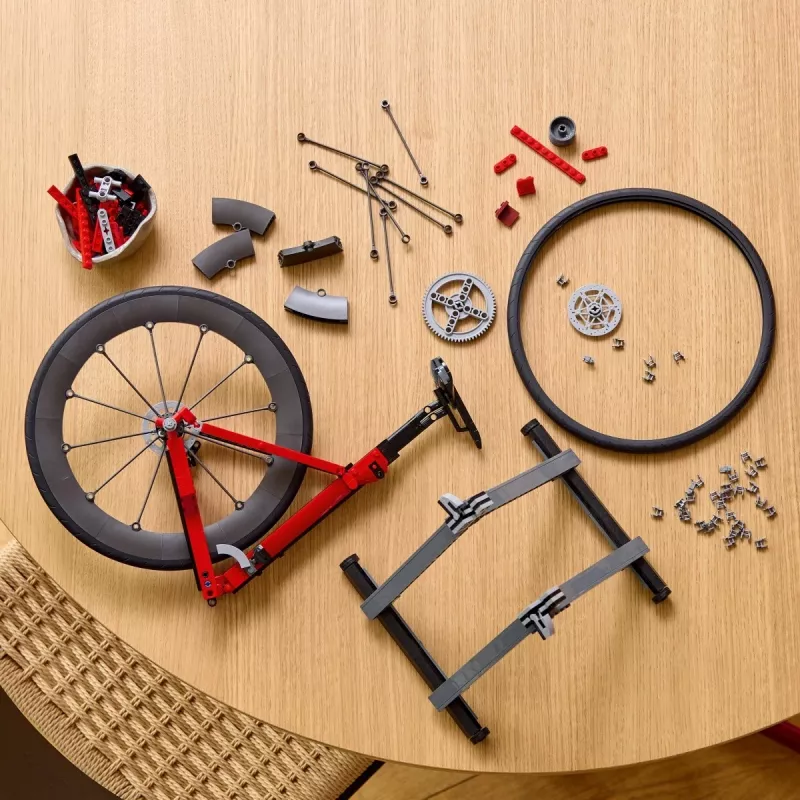 LEGO Icons 11380 Maanteeratta ehituskomplekt, 1015 tükki, vanusele 18+