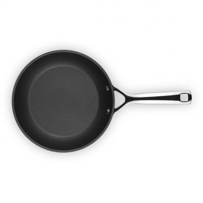 Le Creuset karastatud kleepumisvastane madal praepann, 28 cm, must
