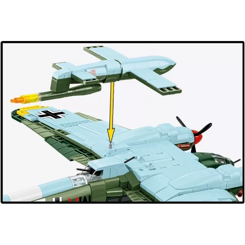 COBI Heinkel HE 111 H-22 koos V1 lendava pommiga ehitusklotside komplekt, 927 tükki