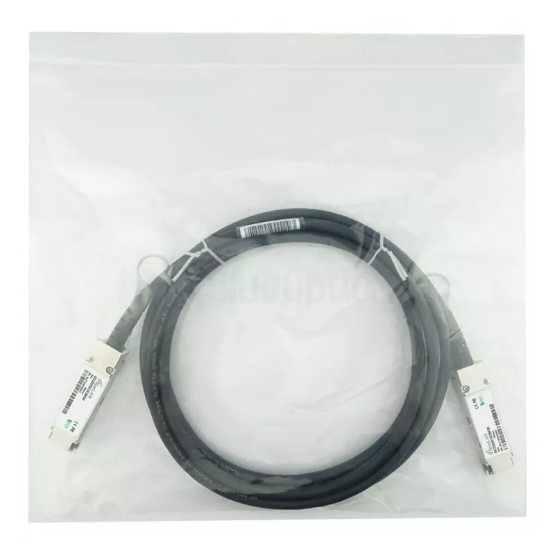 BlueOptics Networks 10312 ühilduv BlueLAN QSFP+ Direct Attach vaskkaabel, 40GBASE-CR4, 1m, 30AWG, passiivne