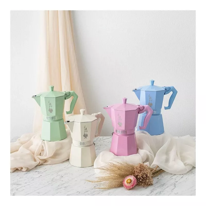 Bialetti MOKA EXCLUSIVE 6TZ Hele-sinine Pliidil Kasutatav Espressokann (9062)