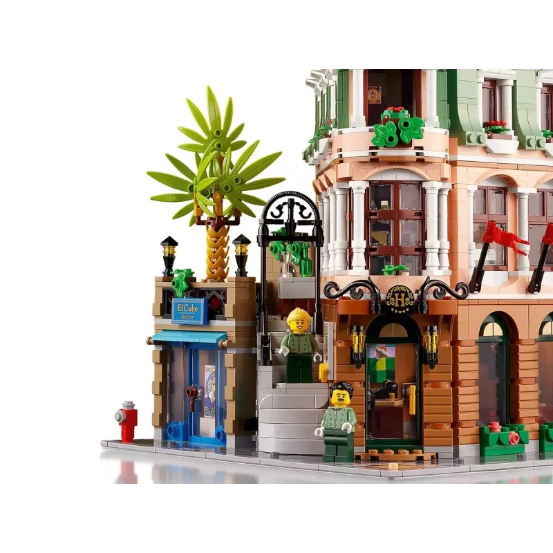 LEGO Icons 10297 Boutique Hotel Modular Building Set (3066 Pieces)