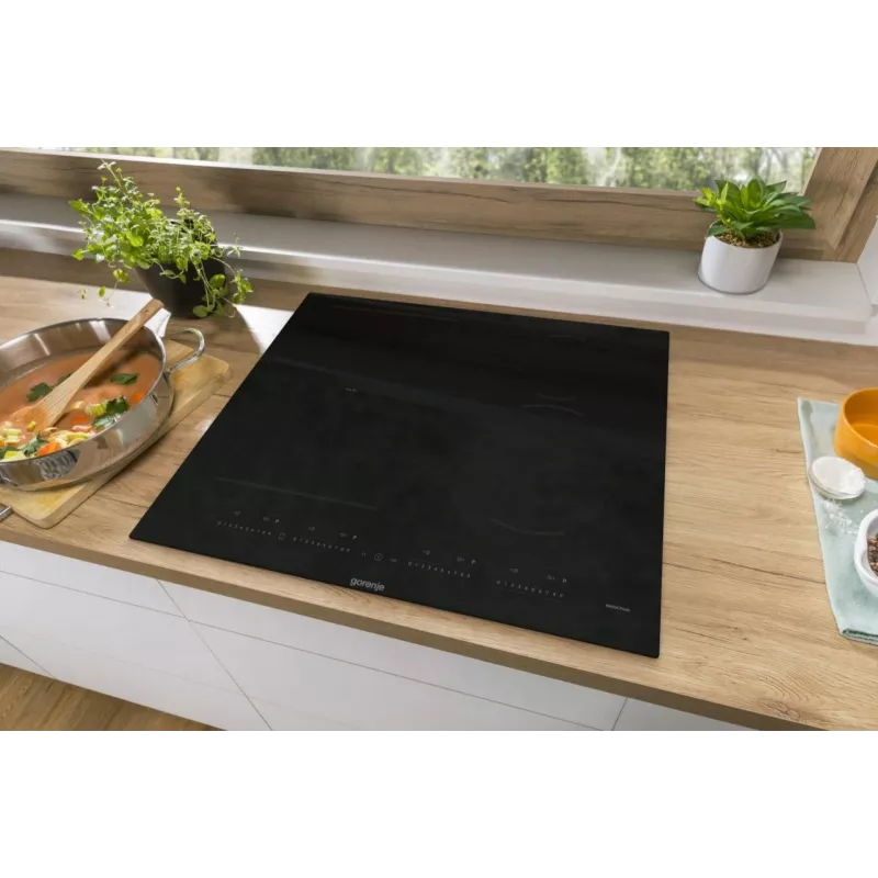 Gorenje Induktsioonpliit GI6432BSC 60 cm Must PowerBoost, Taimer, Lapselukk