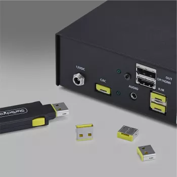 StarTech.com USB-A pordiplokeerimispistikud 25-pakk - punased lukustusvahetükid USB-A-PORT-BLOCKER jaoks - korduvkasutatavad klõpsuga USB-A porditurvalisus (25P-USB-A-BLOCKER)