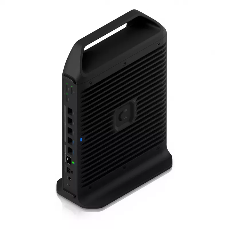 Ubiquiti UCG-Industrial Gateway ja kontroller 1/2.5/10 Gbps