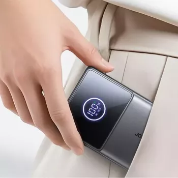 Joyroom JR-PR1 10000mAh 22.5W Power Bank sisseehitatud sissetõmmatava USB-C kaabliga, must