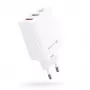 Evelatus ETC06 Reisilaadija EU Sein 3 Porti 32W USB-C / USB-A2 Valge
