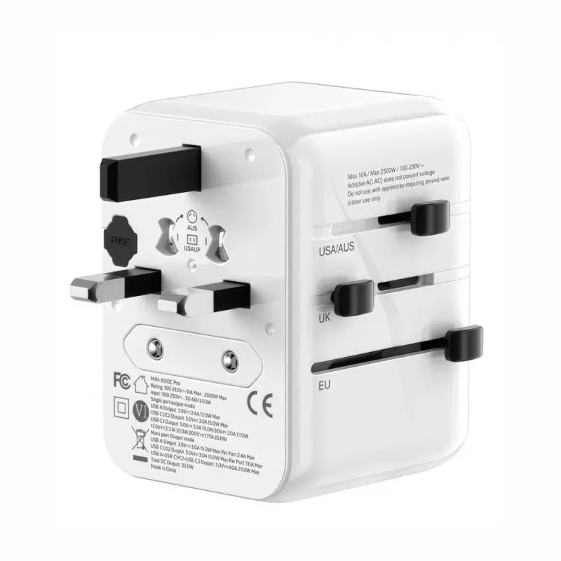 EVELATUS 35W World Travel Adapter 1 PD USB-C, 2 USB-C, 2 USB-A, Valge