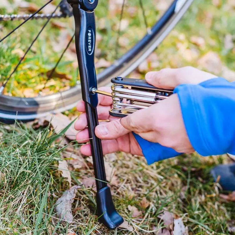 Forever Outdoor Bikes Jalgrattatugi - Alumiiniumisulamist küljetugi 24-29-tollistele jalgratastele, must