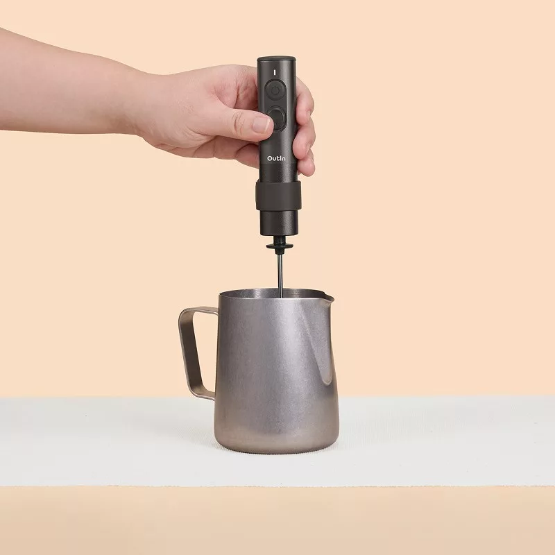 OutIn LattoGo kaasaskantav espressomasin pruun