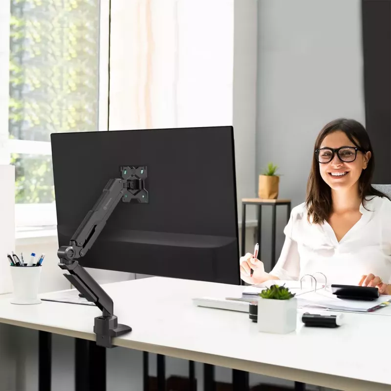 ONKRON G90-B Ühe monitori lauakinnitus 13-34 inch ekraanidele, kuni 10 kg, must