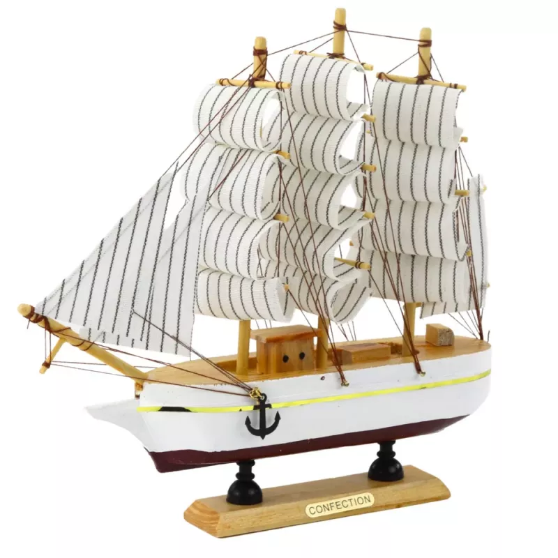 LEAN TOYS Kolmemastiline Purjelaev Dekoratiivmudel Valge 24x23cm