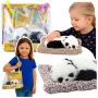 LEAN TOYS Magav Panda Padjal Figuur Karusnaha ja Läbipaistva Kotiga