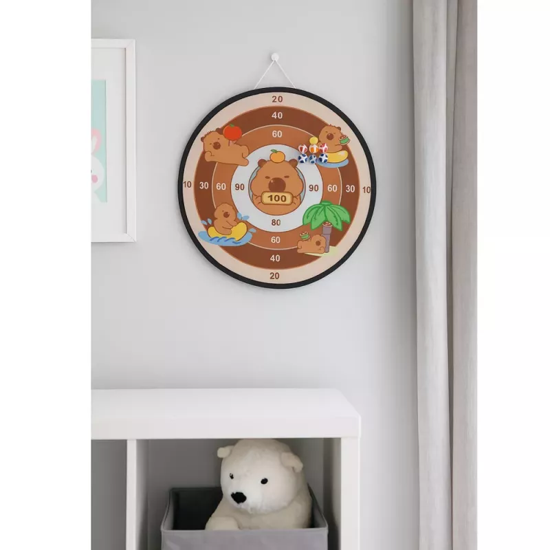LEAN TOYS Capybara Dartboard Skill Game Velcro Balls and Toy Guns 73.5 cm