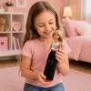 LEAN TOYS Anlily moenukk tumedates teksades, värvilise topi ja blondide juustega