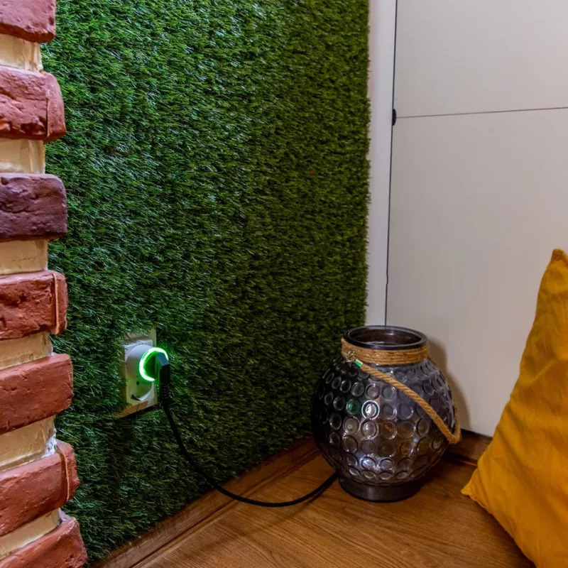 Nutikas pistikupesa Shelly Plug S Gen3 — „Wi‑Fi“ nutikas pistikupesa energiaseirega, Tüüp F, 110–230 V, 2500 W, valge