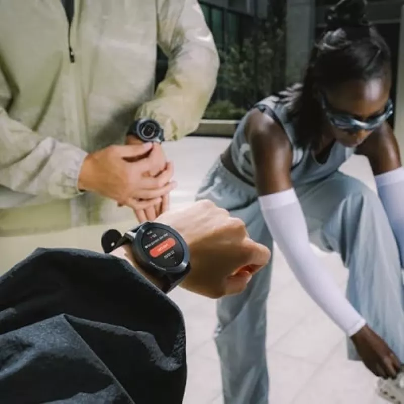 CMF by Nothing Watch 3 Pro nutikell tumehall