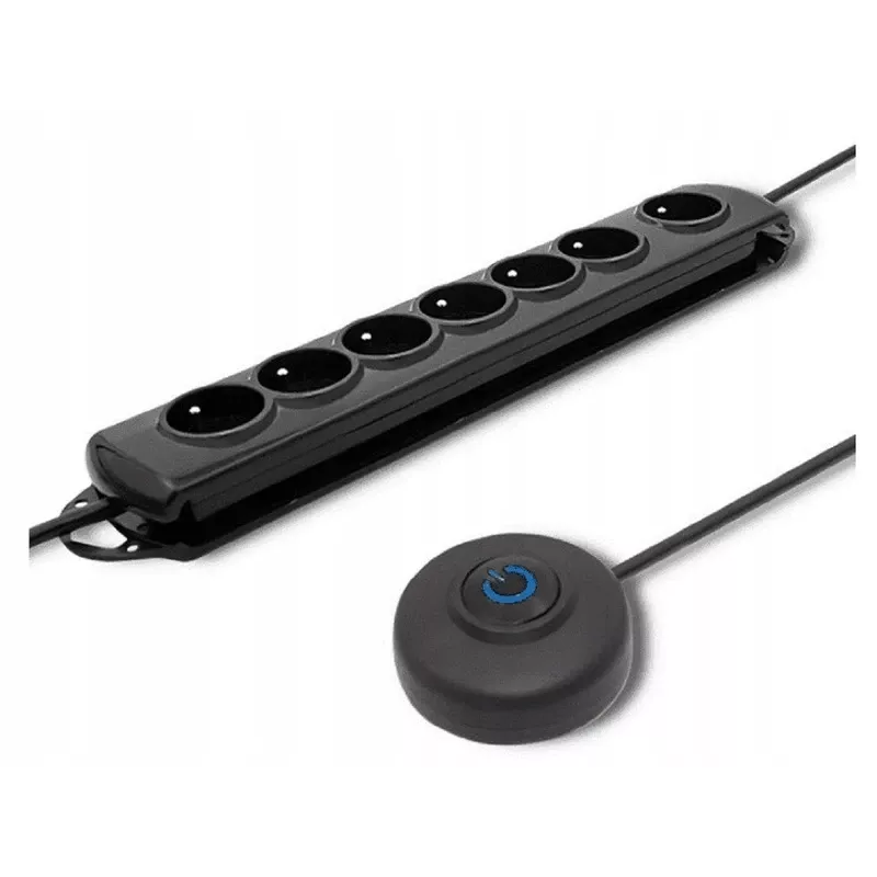 Liigpingekaitse Qoltec 50171 Must 7 vahelduvvoolupistikut 230V 1.5m