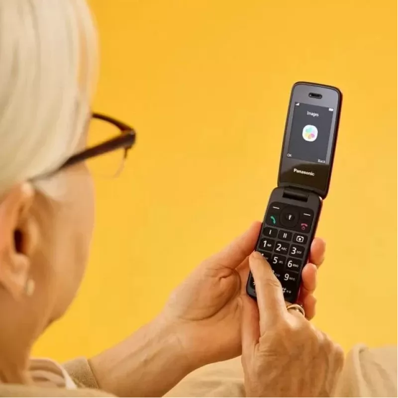 Panasonic KX-TU410EXB Mobiiltelefon Klappkarp Must