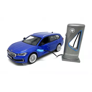 PULIO 1:35 Skoda Superb Combi Die-Cast mudelauto heli- ja valgusefektidega