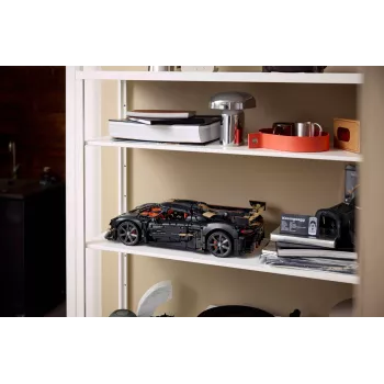 LEGO 42232 Technic Koenigsegg Sadair's Spear hüperauto