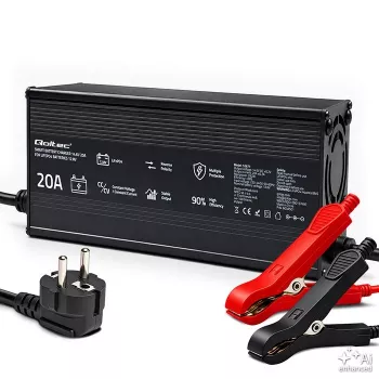 Qoltec 12V 20A Intelligentne LiFePO4 aku laadija LED-oleku ja aktiivse jahutusega
