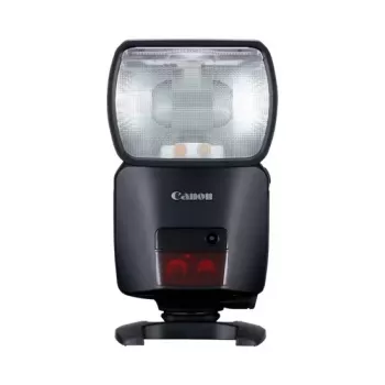 Canon EOS R50 peeglita kaamera koos RF-S 18-45mm objektiivikomplektiga