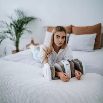 Medivon Perseus 3-in-1 jalamassaažiseade Shiatsu, õhukompressiooni, vibratsiooni ja soojendusega - must/hall