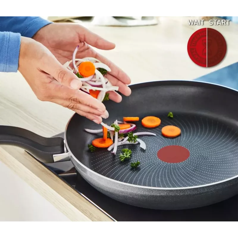 Tefal So Light Frying Pan 22 cm Induction Titanium Non-Stick Black