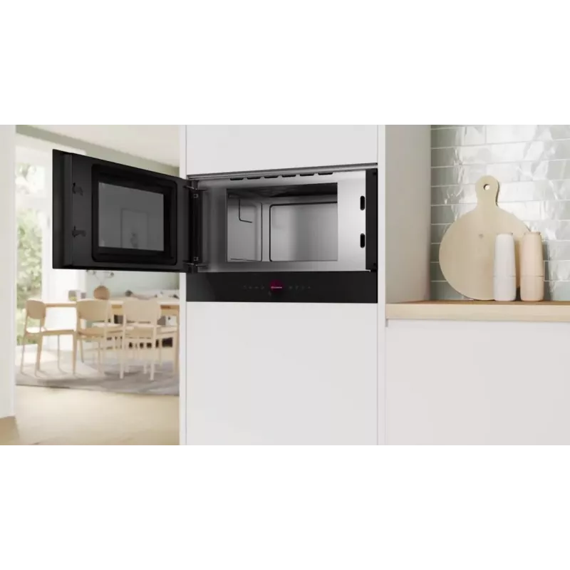 Bosch BFL9221B1 Sisseehitatud Mikrolaineahi 20L 800W Must